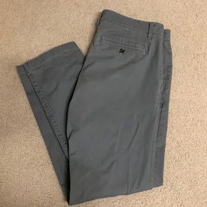 Men’s gray pants